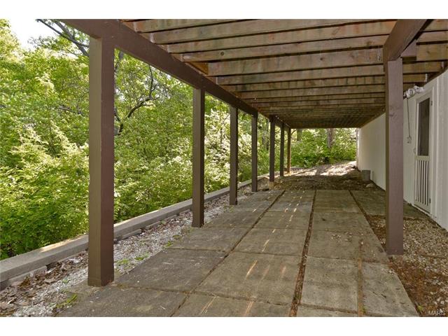 562 Mcbride Pointe Dr, Ballwin, MO 63011 photo 38