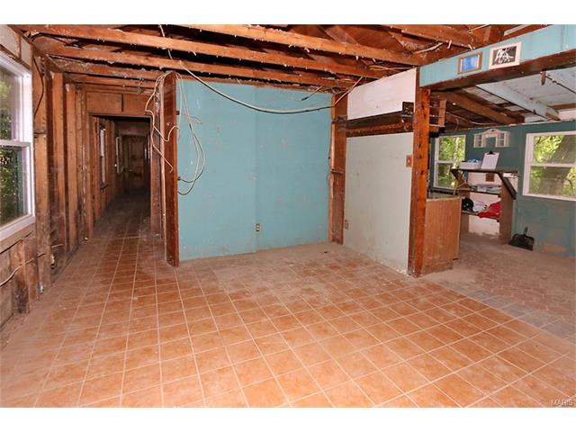 15 W Spring River Ranch Rd, Eureka, MO 63025 photo 5