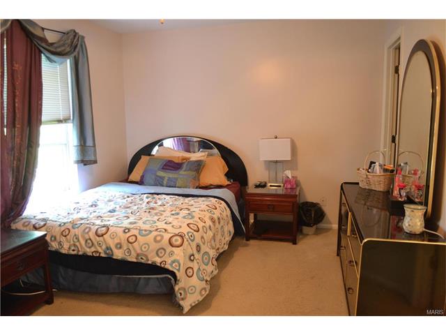144 Cascade Terrace Dr, Ballwin, MO 63021 photo 16