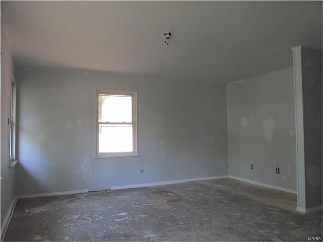 610 Blanche Dr, Saint Charles, MO 63303 photo 12