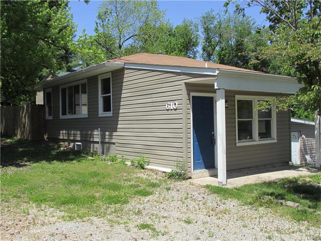 610 Blanche Dr, Saint Charles, MO 63303 photo 3