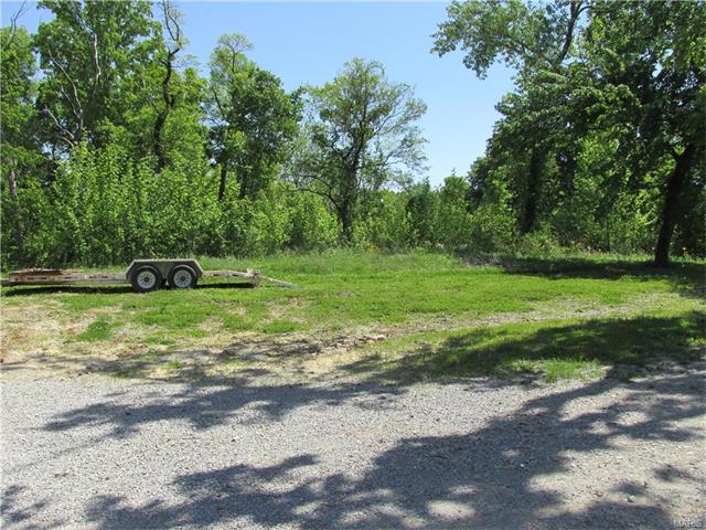 610 Blanche Dr, Saint Charles, MO 63303 photo 17