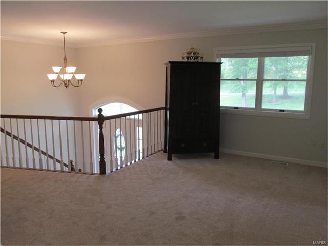 1280 Hanna Rd, Ballwin, MO 63021 photo 12