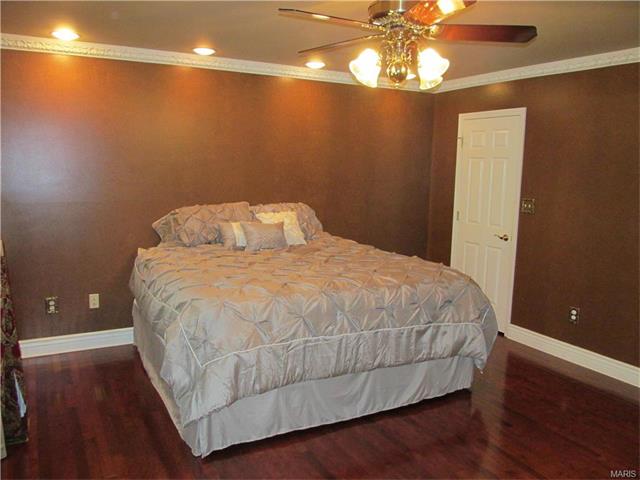 1280 Hanna Rd, Ballwin, MO 63021 photo 17