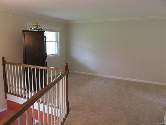 1280 Hanna Rd, Ballwin, MO 63021 photo 13