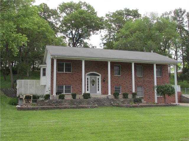 1280 Hanna Rd, Ballwin, MO 63021 photo 1