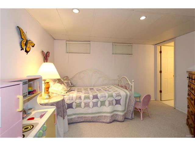 16463 Fullerton Meadows Dr, Ballwin, MO 63011 photo 23