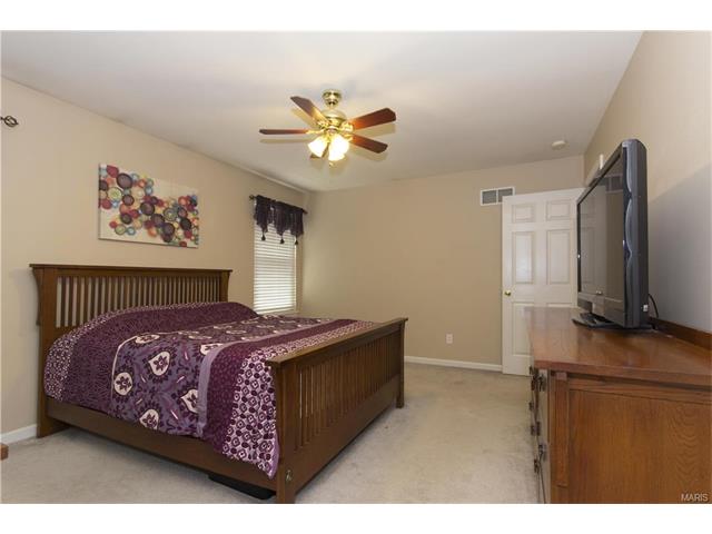 8 Colgate Cir, O'fallon, MO 63366 photo 9