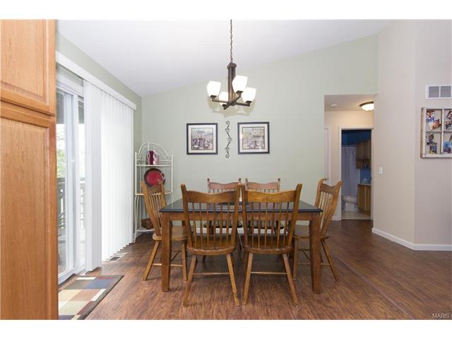 8 Colgate Cir, O'fallon, MO 63366 photo 7