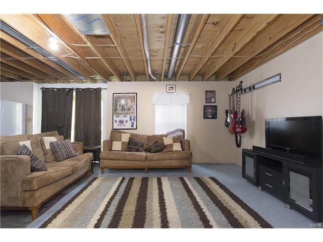 8 Colgate Cir, O'fallon, MO 63366 photo 17