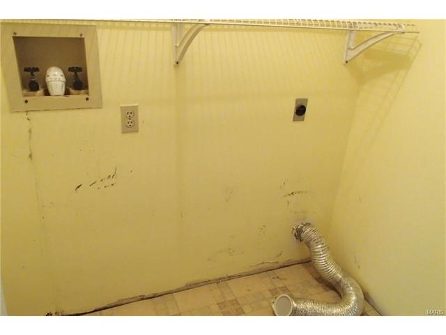 8 Megans Ct, O'fallon, MO 63366 photo 11