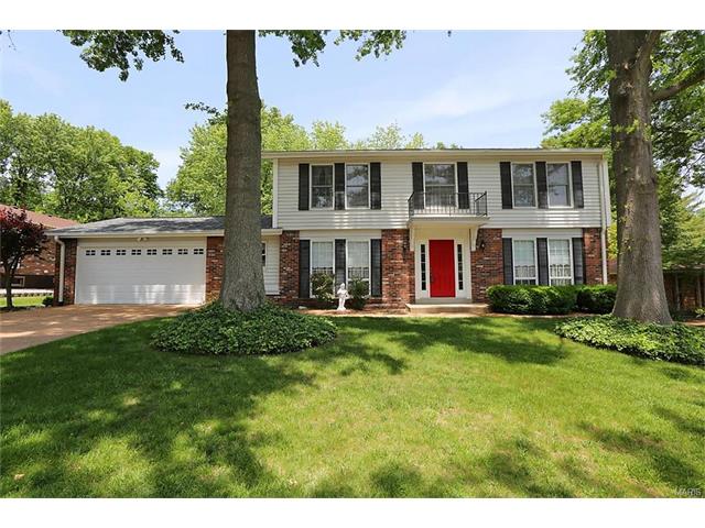 555 Windsor Mill Dr, Ballwin, MO 63011 photo 1