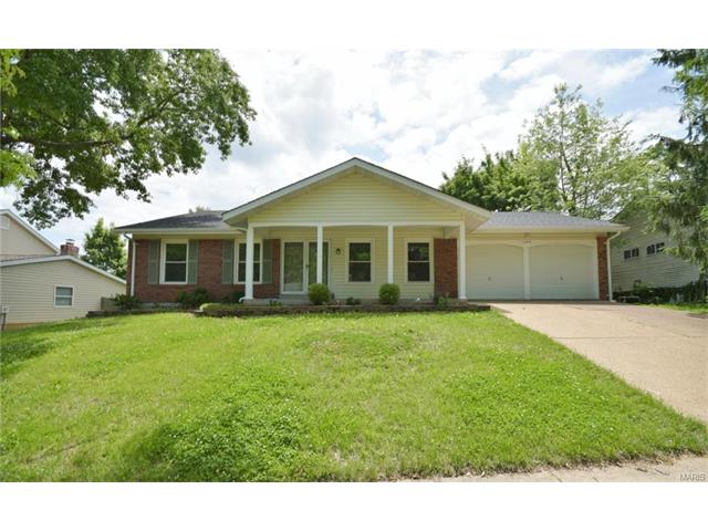 1486 Cherry Creek Ln, Ballwin, MO 63021 photo 1