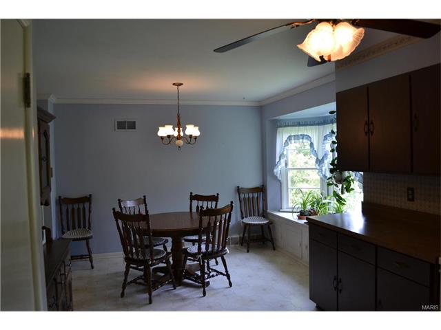 16057 Clayton Rd, Ballwin, MO 63011 photo 7