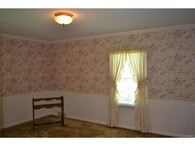 16057 Clayton Rd, Ballwin, MO 63011 photo 9