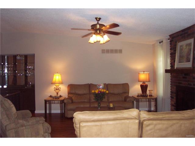751 Shallowcreek, Ballwin, MO 63021 photo 14