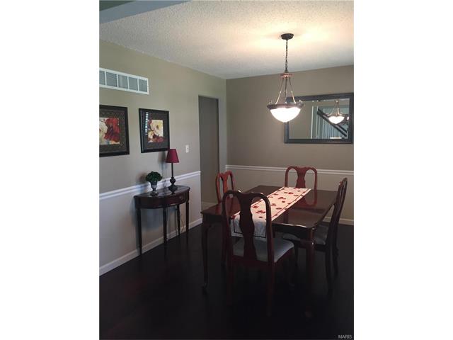 6915 Cog Mill Dr, O'fallon, MO 63368 photo 5