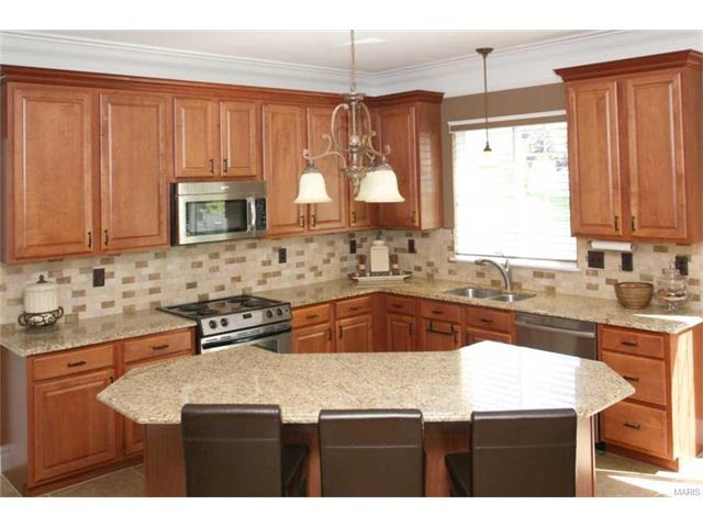 308 Copper Tree Ct, O'fallon, MO 63368 photo 8