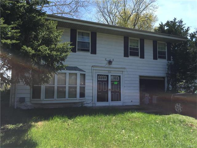 800 Auber, Ballwin, MO 63011 photo 4