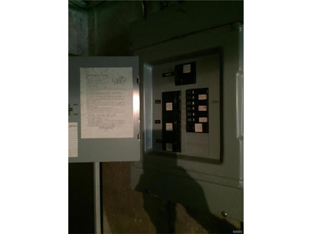 800 Auber, Ballwin, MO 63011 photo 31