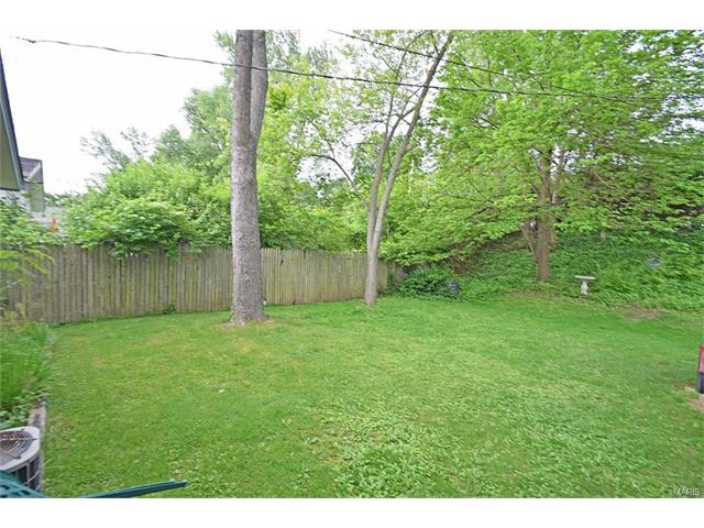 400 Ballwin Ave, Ballwin, MO 63021 photo 17