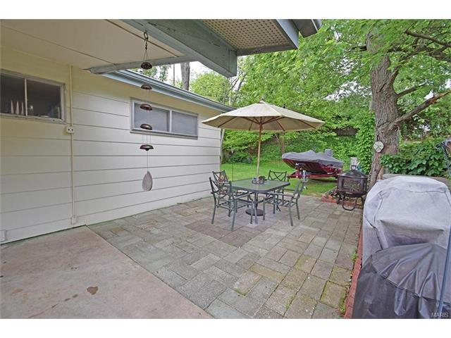 400 Ballwin Ave, Ballwin, MO 63021 photo 15