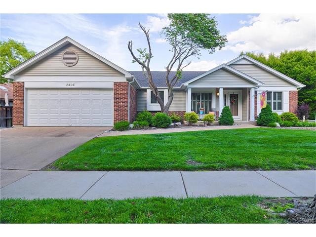 2406 Forest Leaf Pkwy, Ballwin, MO 63011 photo 2