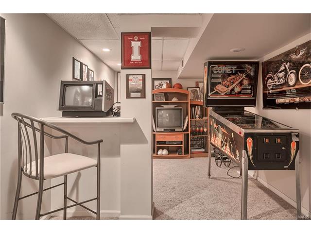 2406 Forest Leaf Pkwy, Ballwin, MO 63011 photo 36