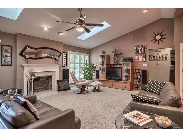 2406 Forest Leaf Pkwy, Ballwin, MO 63011 photo 19