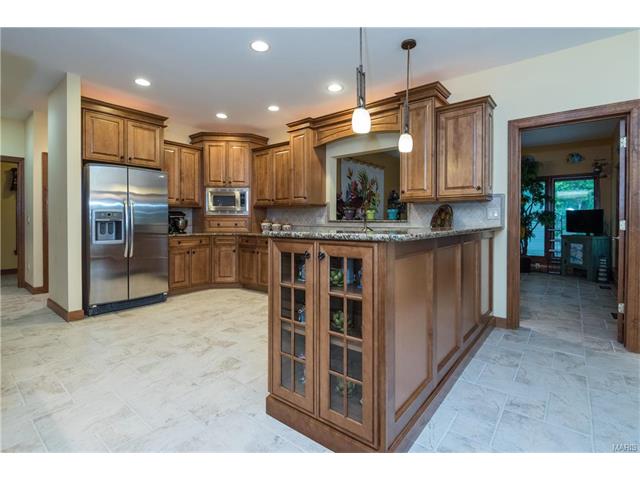 1143 Whitmoor Dr, Weldon Spring, MO 63304 photo 12