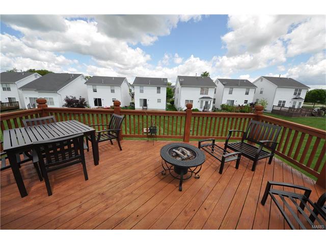 222 Tyndale Dr, O'fallon, MO 63366 photo 9