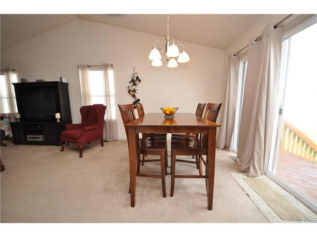 222 Tyndale Dr, O'fallon, MO 63366 photo 10