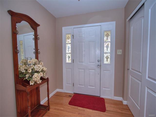 1745 Forest Trace Dr, O'fallon, MO 63368 photo 5