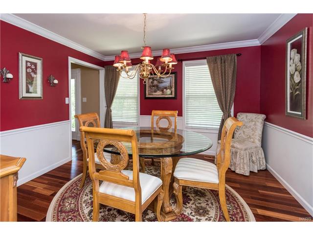 926 Hannafield Ct, Ballwin, MO 63021 photo 9