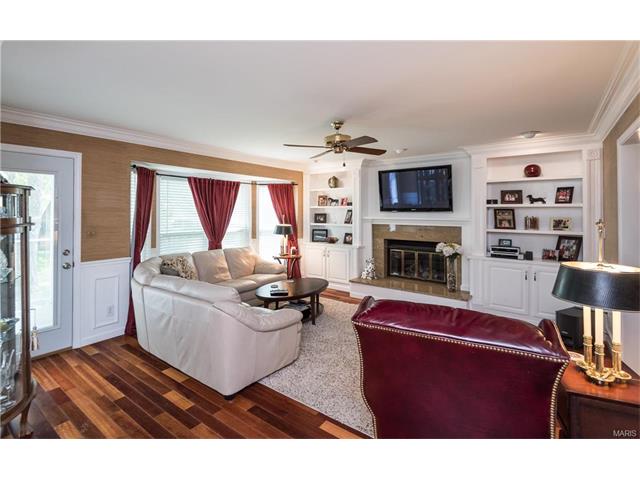 926 Hannafield Ct, Ballwin, MO 63021 photo 16