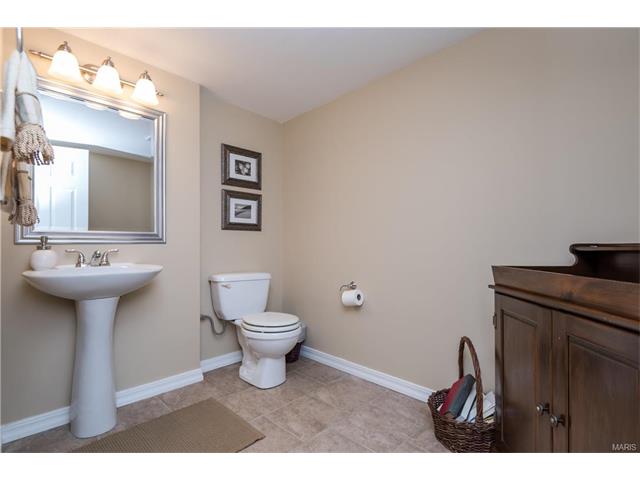 926 Hannafield Ct, Ballwin, MO 63021 photo 30