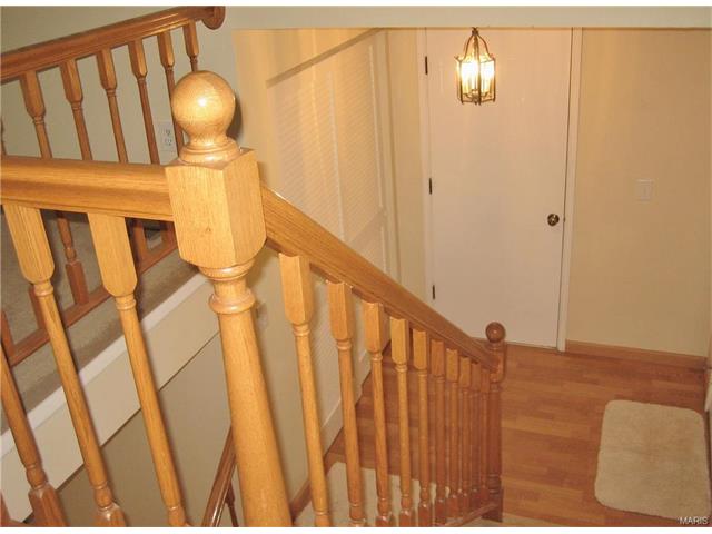 661 Showplace Ct, Ballwin, MO 63021 photo 16