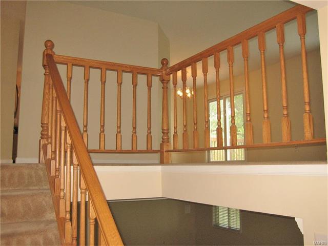 661 Showplace Ct, Ballwin, MO 63021 photo 11