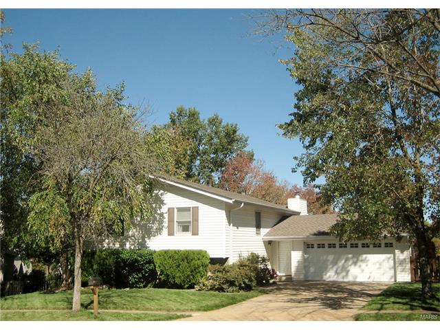 661 Showplace Ct, Ballwin, MO 63021 photo 1