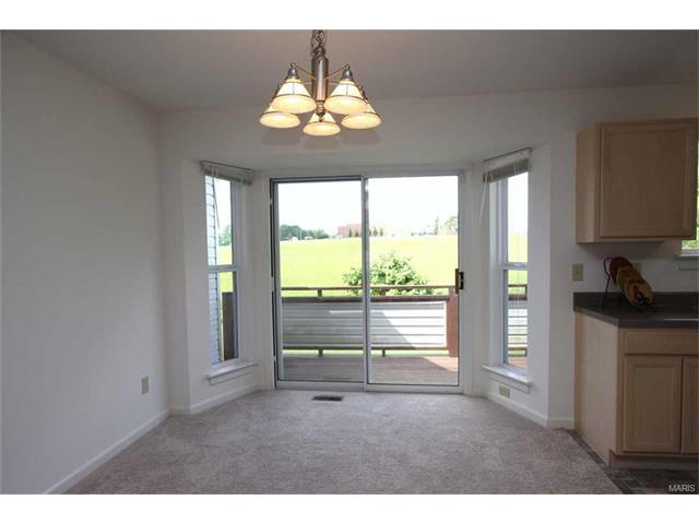623 Hawk Run Dr, O'fallon, MO 63368 photo 14