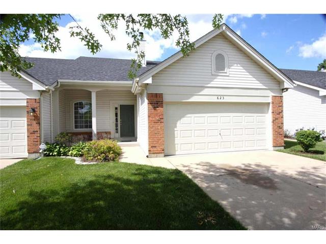 623 Hawk Run Dr, O'fallon, MO 63368 photo 1