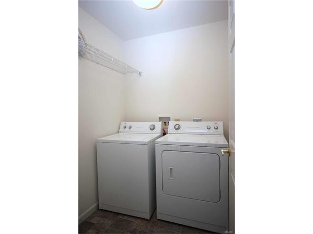 623 Hawk Run Dr, O'fallon, MO 63368 photo 23