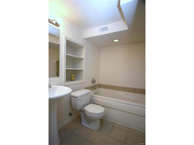 623 Hawk Run Dr, O'fallon, MO 63368 photo 36