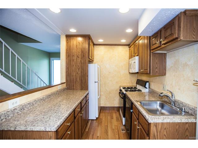200 Braeshire Dr #A, Ballwin, MO 63021 photo 7