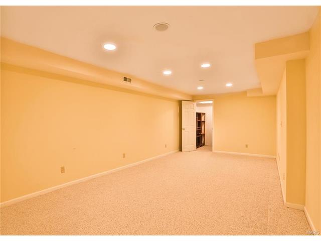 160 Kehrs Mill Bend Dr, Ballwin, MO 63011 photo 15