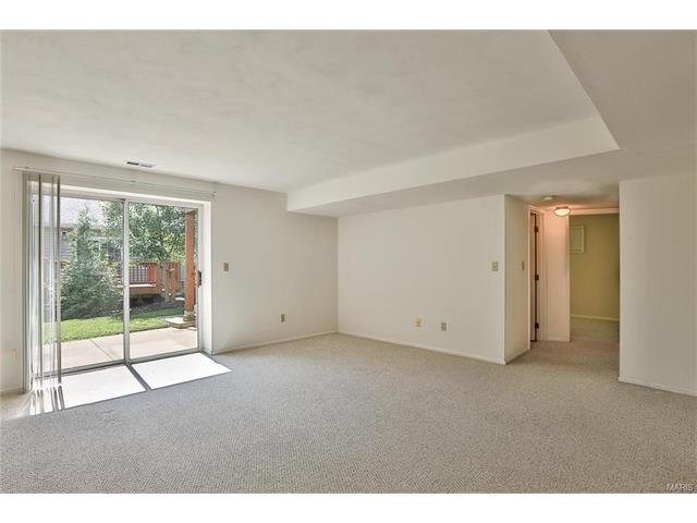 160 Kehrs Mill Bend Dr, Ballwin, MO 63011 photo 13