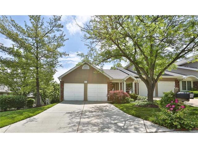 160 Kehrs Mill Bend Dr, Ballwin, MO 63011 photo 1