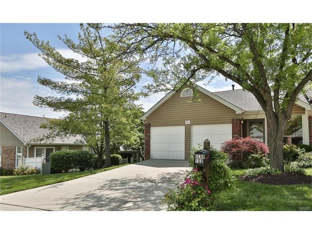 160 Kehrs Mill Bend Dr, Ballwin, MO 63011 photo 2