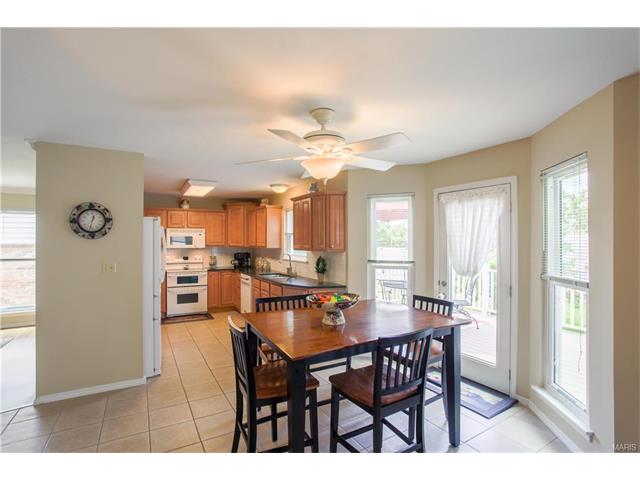 427 Clayheath Ct, Ballwin, MO 63011 photo 4