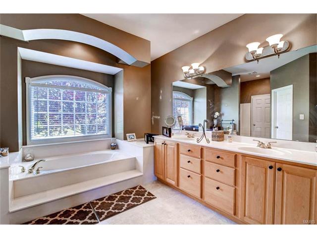 30 Agravaine, Weldon Spring, MO 63304 photo 17